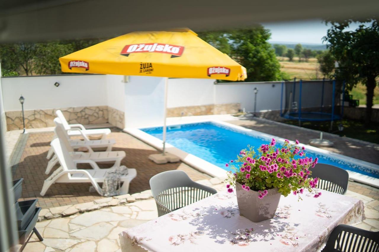 Villa Mila Ljubuški Exterior foto